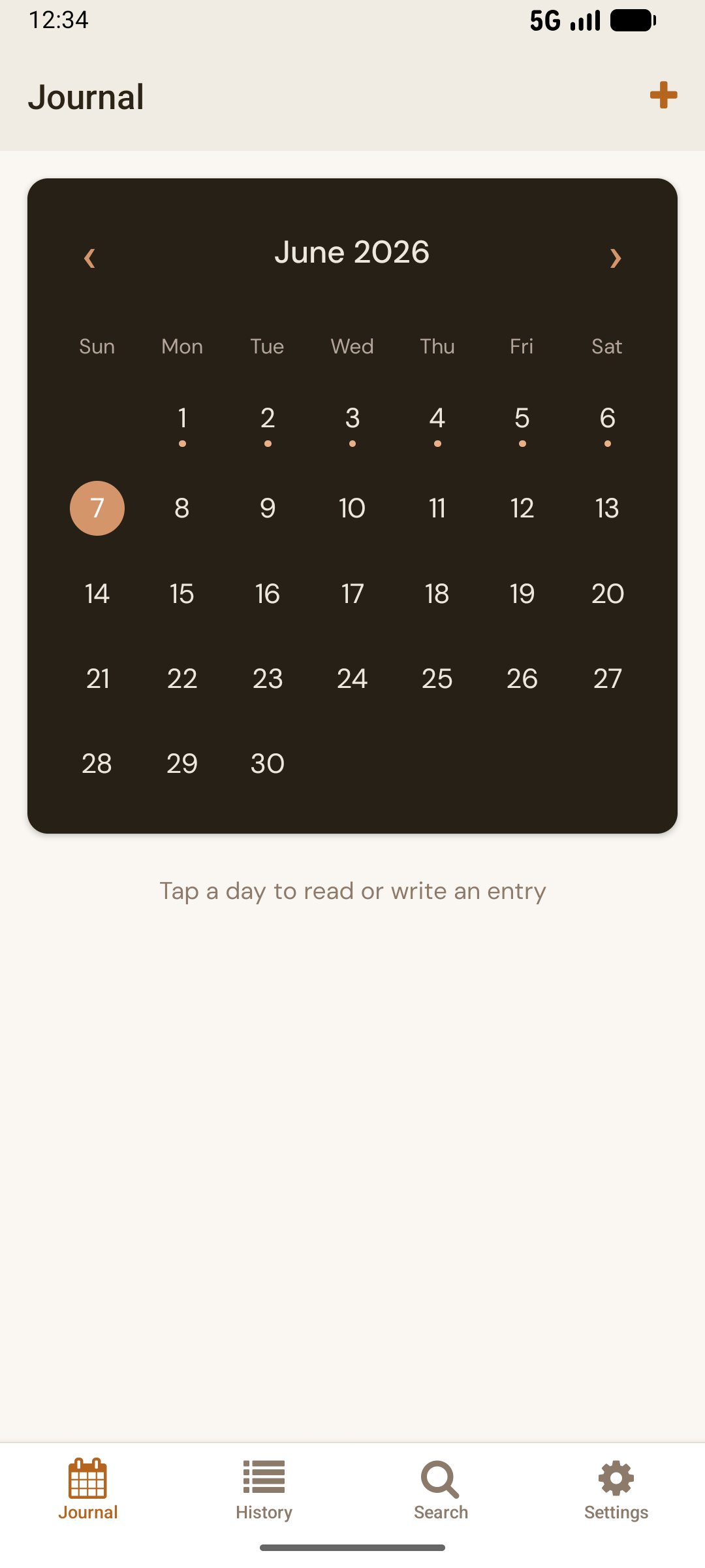 Writing screen with clean text editor and mood selector
